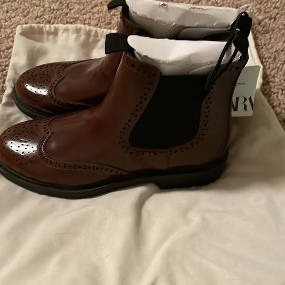 Zara Flat Wingtip Ankle Boots in Brown/Burgundy Size-10 NWT - Picture 13 of 15